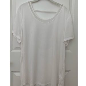 🌎BRAND NEW OLD NAVY ACTIVE GO DRY TOP